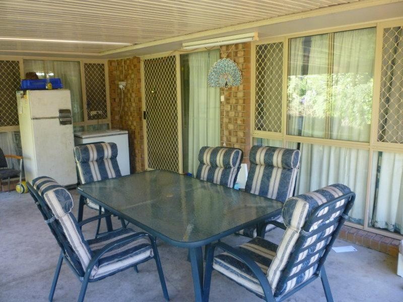 3 Belvedere Dr, Park Ridge QLD 4125