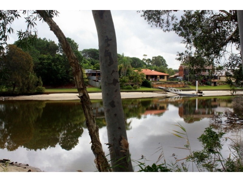 73/170  Bardon Av, Burleigh Waters QLD 4220