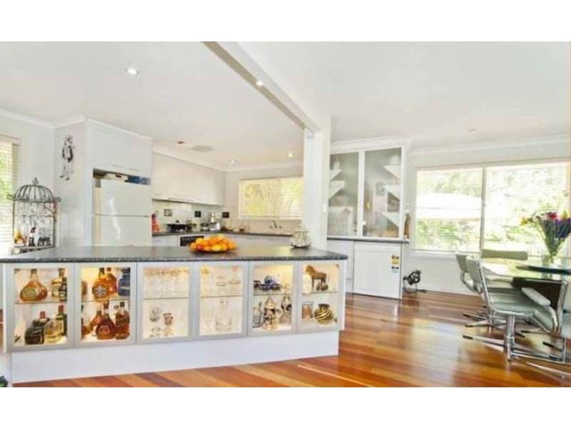 5 ELWYN COURT, Springwood QLD 4127