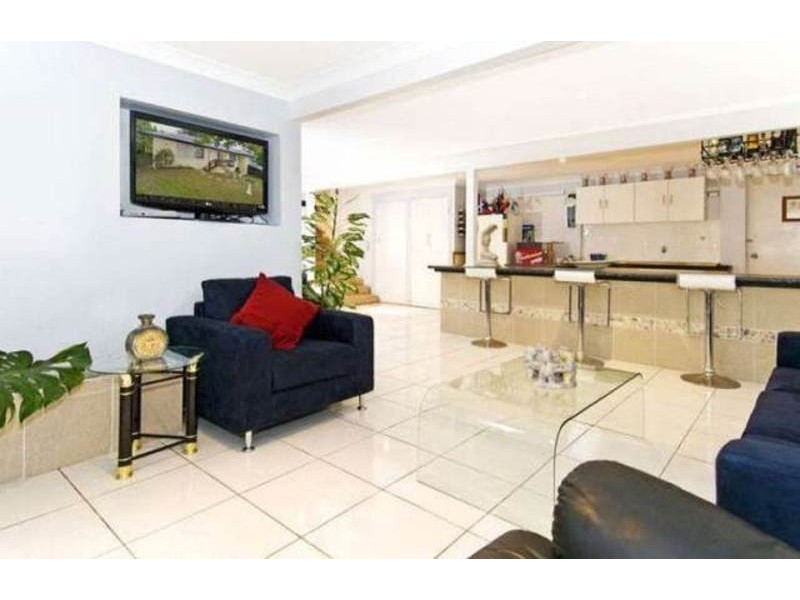 5 ELWYN COURT, Springwood QLD 4127