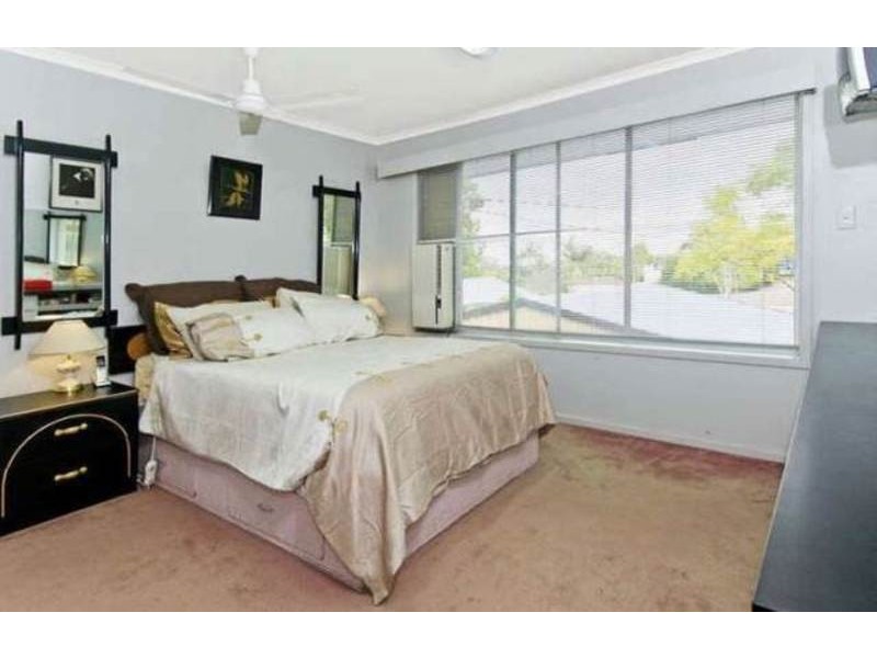 5 ELWYN COURT, Springwood QLD 4127