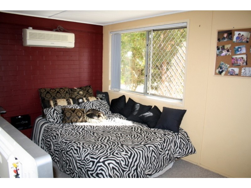 39 Macarthur Cr, Slacks Creek QLD 4127