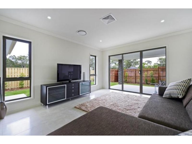 1 Elsey Court, Pimpama QLD 4209