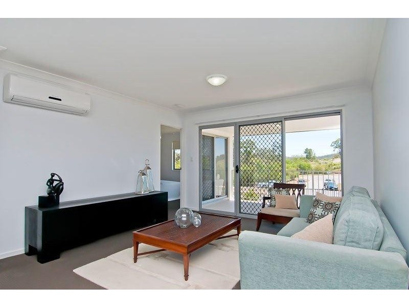 Pacific Pines QLD 4211