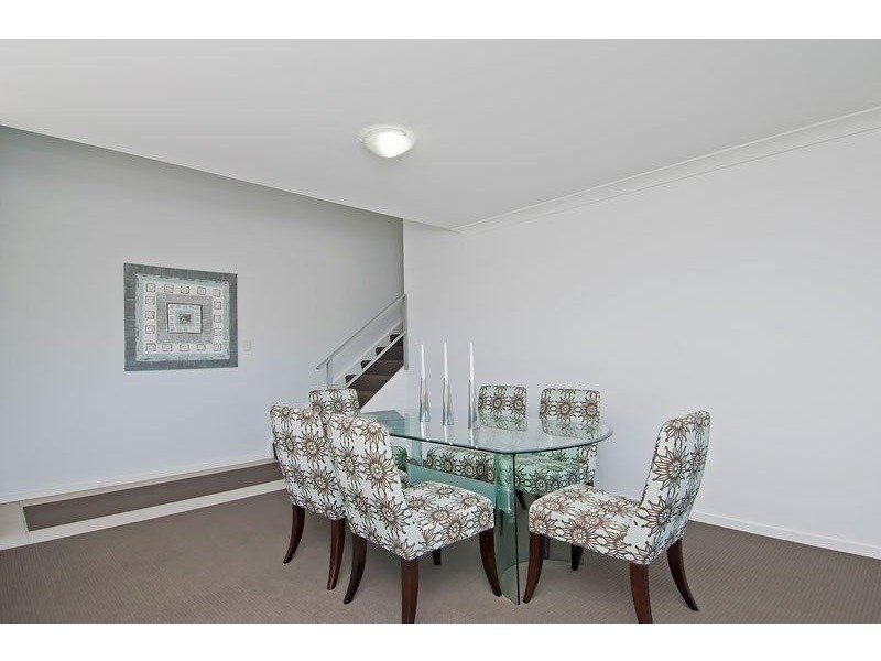 Pacific Pines QLD 4211