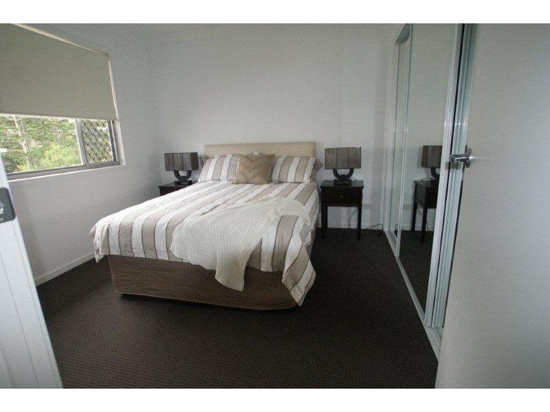 Pacific Pines QLD 4211