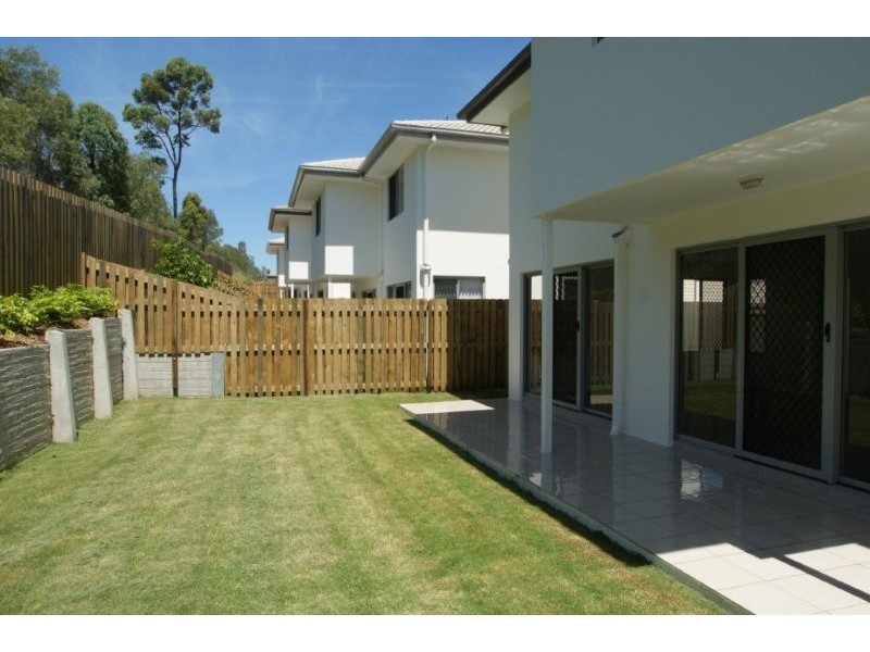 Pacific Pines QLD 4211