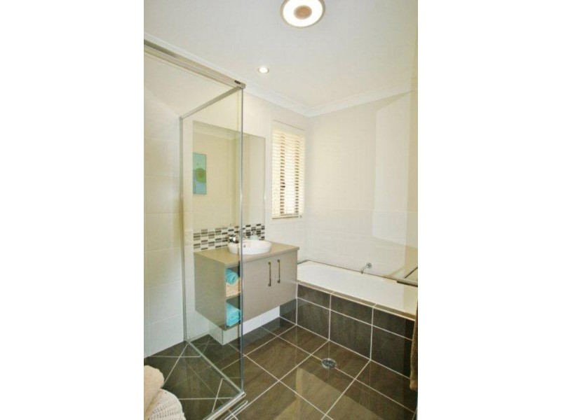 Ormeau Hills QLD 4208