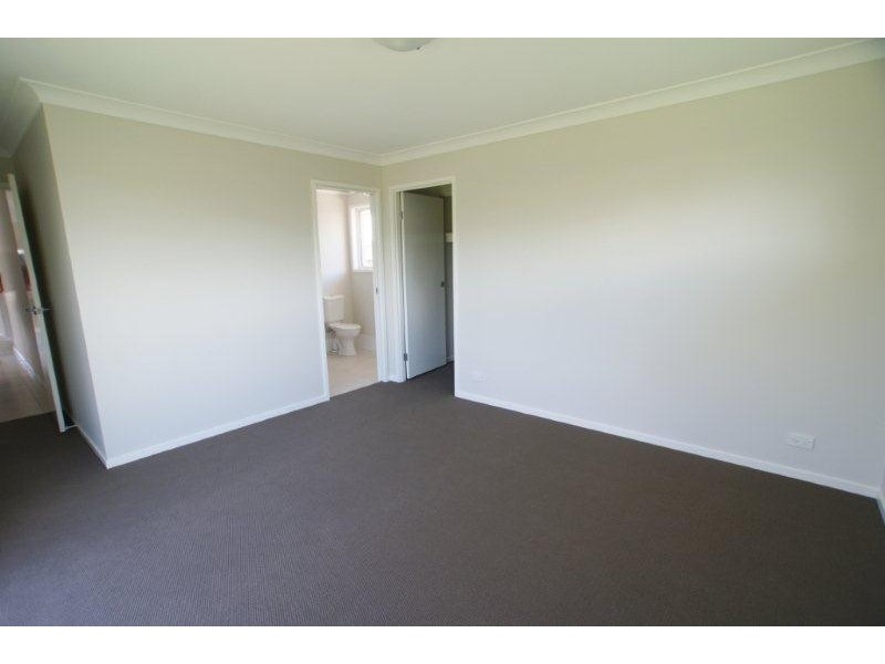 Hope Island QLD 4212