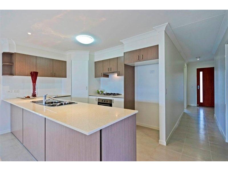 Pacific Pines QLD 4211