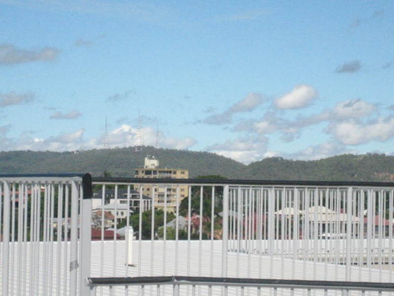 222/23 Robinson Place, Kelvin Grove QLD 4059