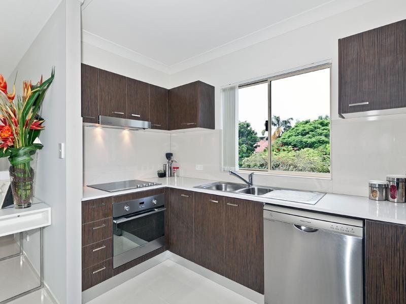 1/8 Dinmore Street, Moorooka QLD 4105
