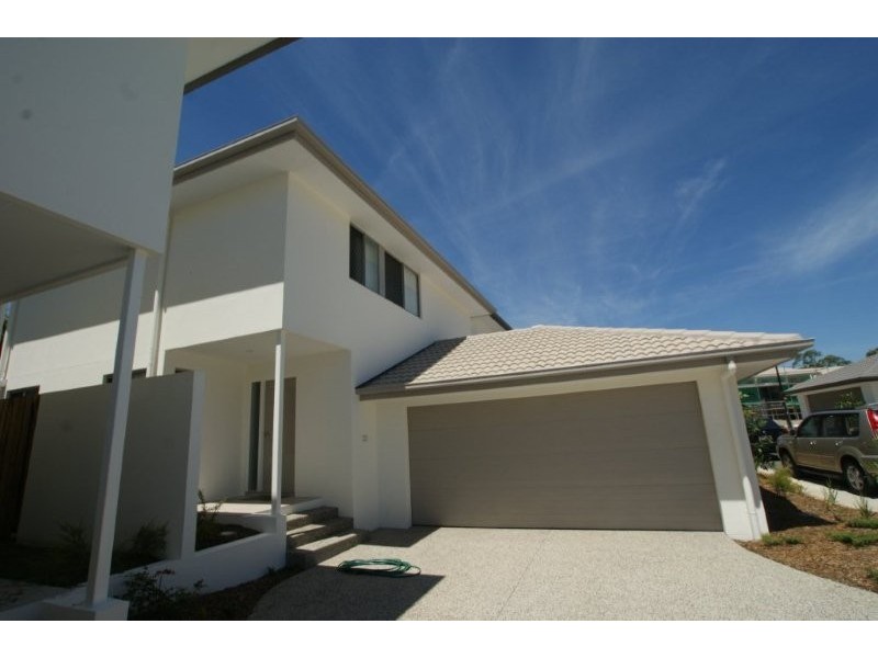 19/111 Mcauley Parade, Pacific Pines QLD 4211