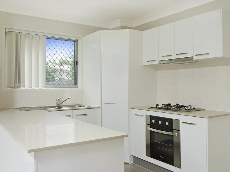 4/4 Myola Street, Browns Plains QLD 4118