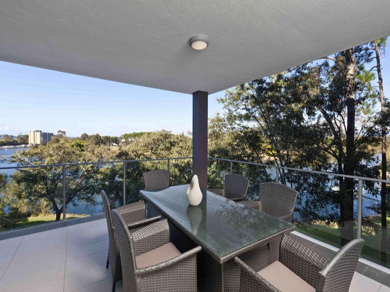 22 Ben Lexcen Place, Robina QLD 4226