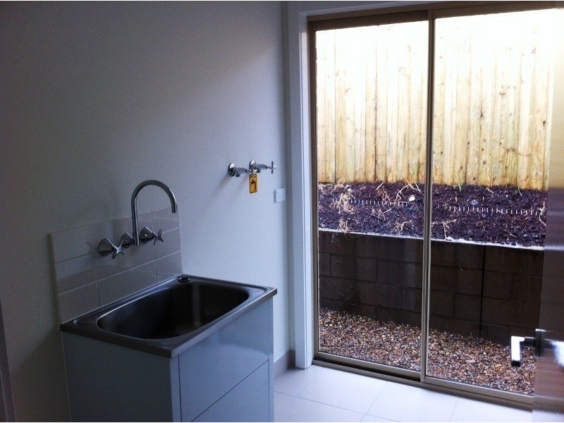 25 Ellenborough Ave, Ormeau Hills QLD 4208