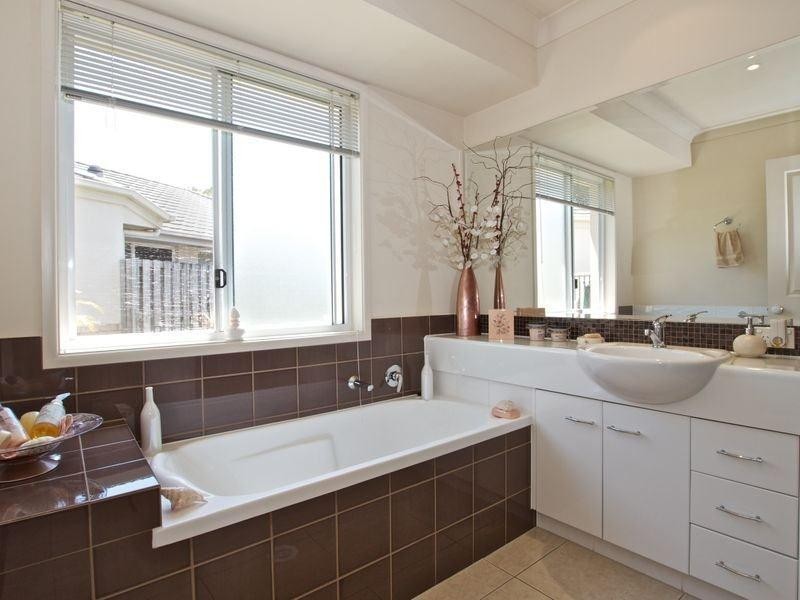 32/11 Eden Crt, Carrara QLD 4211