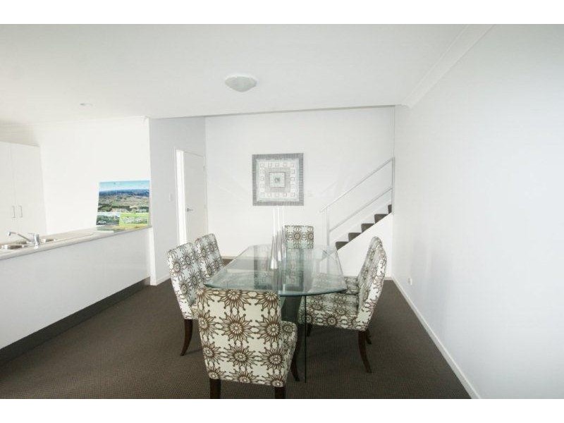 111 Mcauley Parade, Pacific Pines QLD 4211