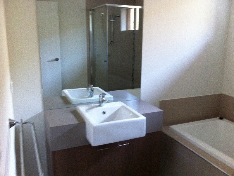 25 Ellenborough Ave, Ormeau QLD 4208