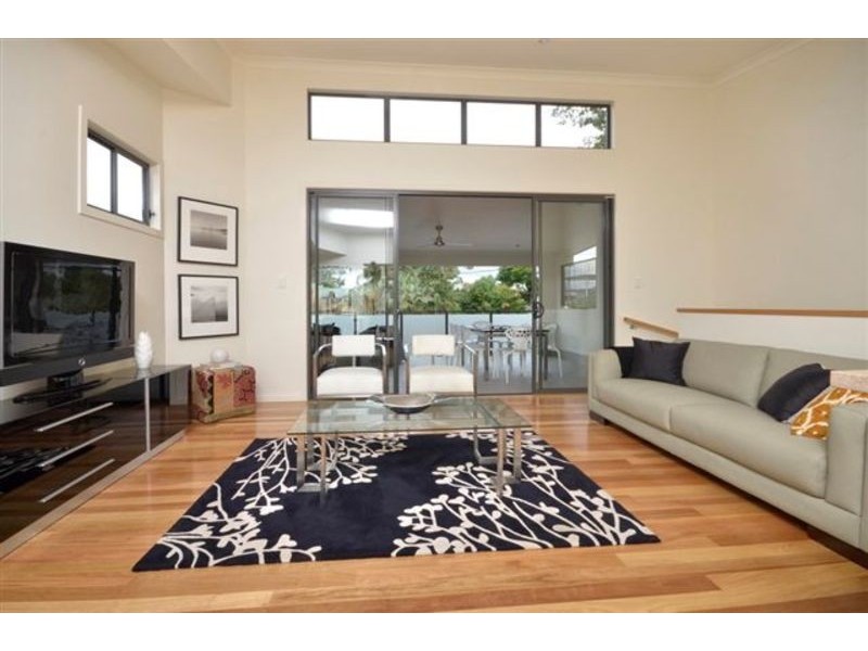 10 Buckle Street, Northgate QLD 4013