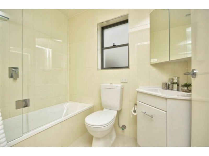10 Buckle Street, Northgate QLD 4013