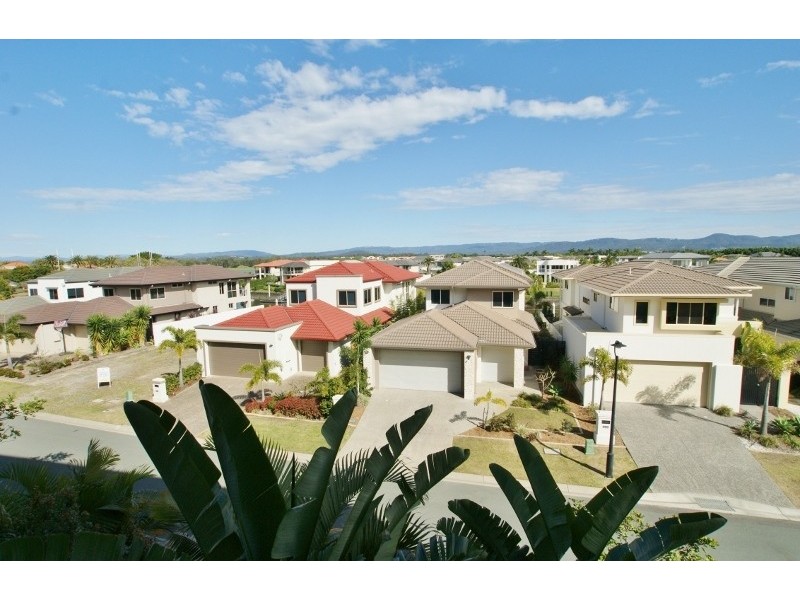 3301/2 Activa way, Hope Island QLD 4212