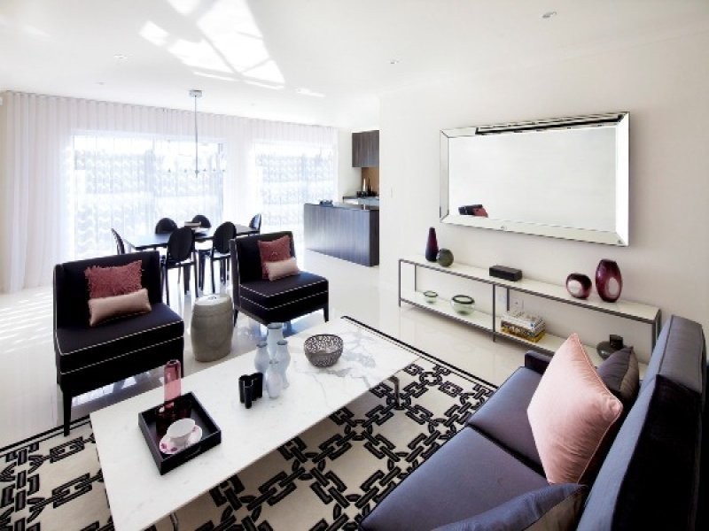 143 North Hill Drive, Robina QLD 4226