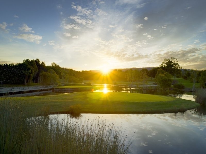 143 North Hill Drive, Robina QLD 4226