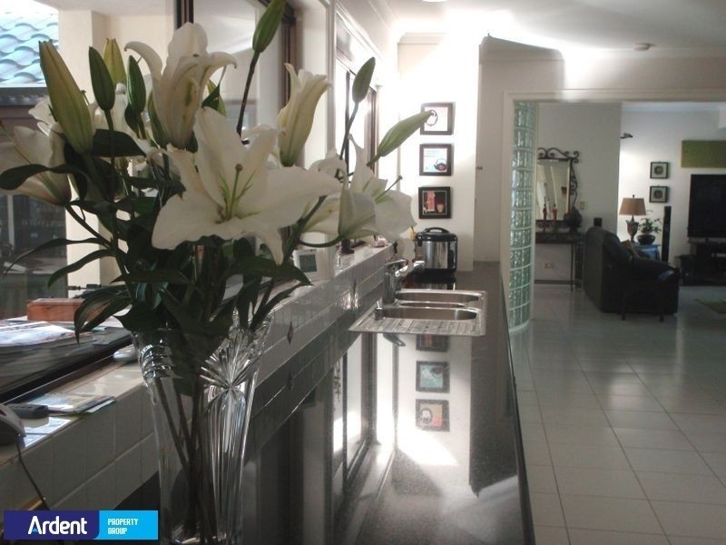 181 BLEASBY ROAD, Eight Mile Plains QLD 4113