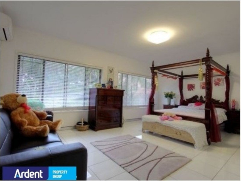 181 BLEASBY ROAD, Eight Mile Plains QLD 4113