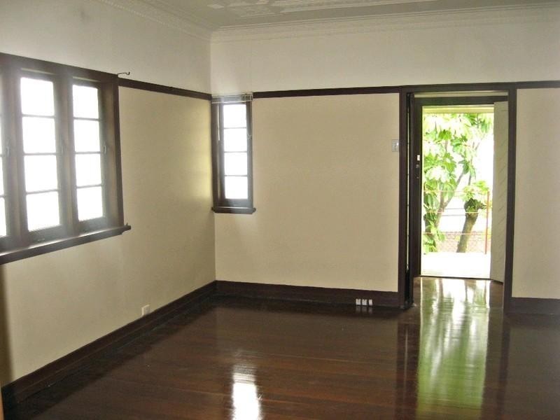 2 Arnott Street, Kedron QLD 4031