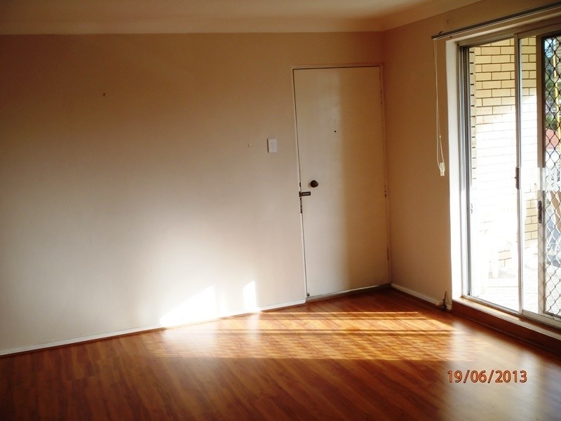 4/74 Henry Street, Greenslopes QLD 4120