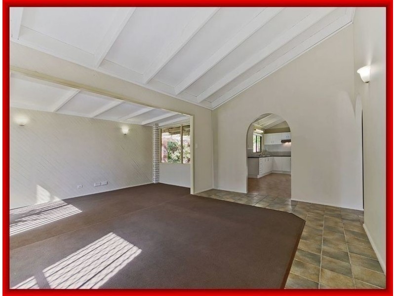 18 Elizabeth st, Deception Bay QLD 4508