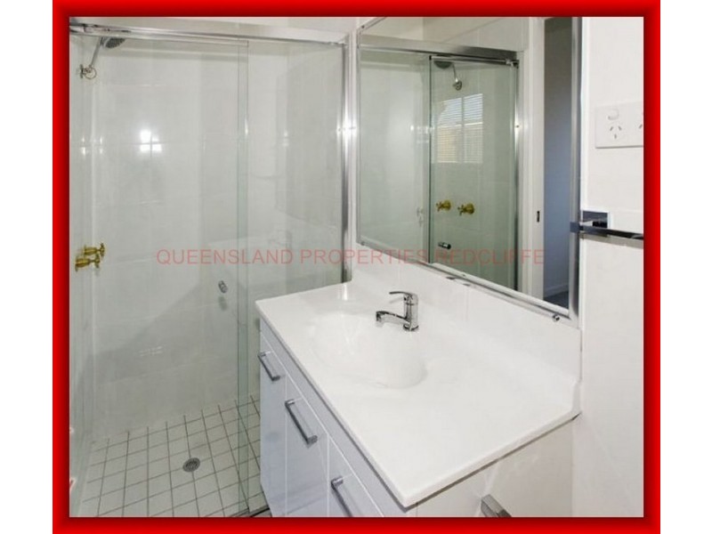 2/564 OXLEY AVENUE, Scarborough QLD 4020