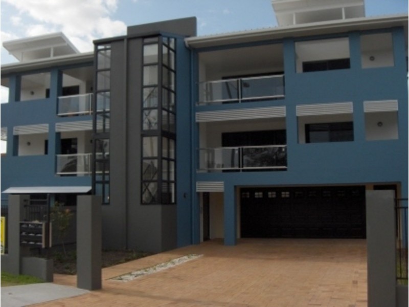8/18 donkin  street, Scarborough QLD 4020