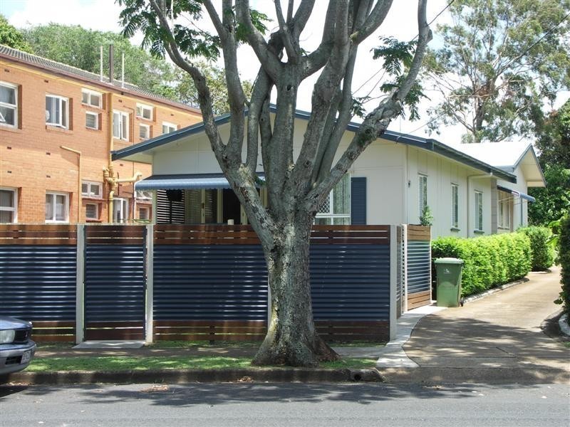 151 PRINCE EDWARD PARADE, Scarborough QLD 4020
