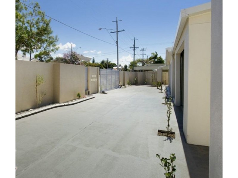 1/564 OXLEY AVENUE, Scarborough QLD 4020