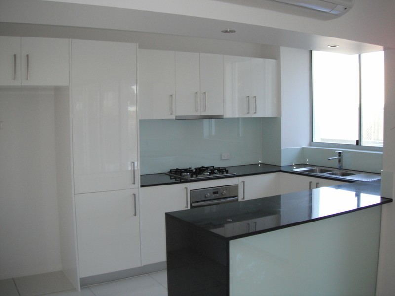 3/75 sutton st, Redcliffe QLD 4020