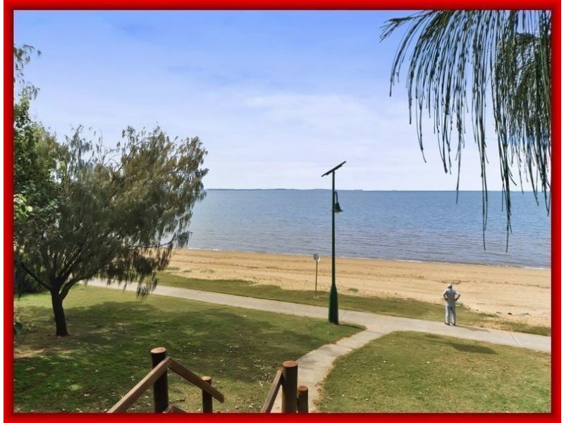 1/178  PRINCE EDWARD PARADE, Scarborough QLD 4020