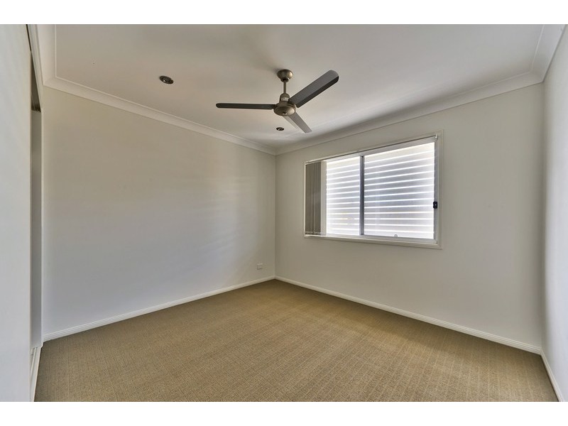 1/178  PRINCE EDWARD PARADE, Scarborough QLD 4020