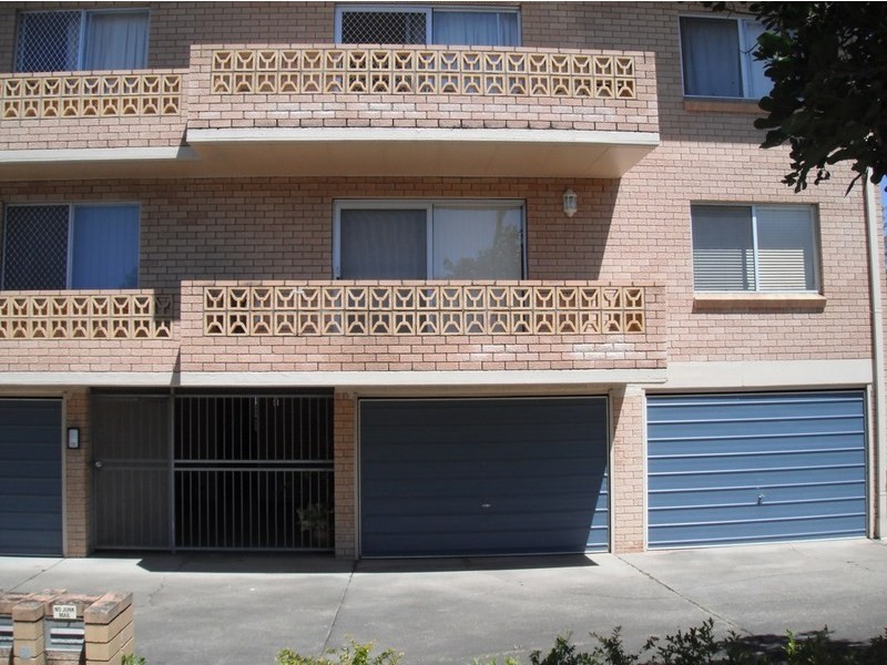 2/65  Margate Parade, Margate QLD 4019