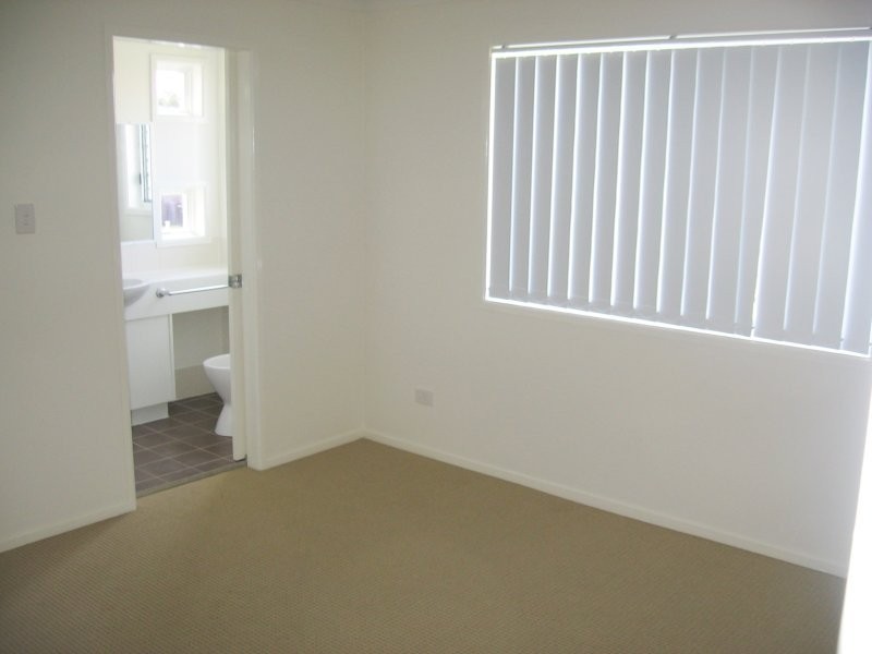 7/2 fleet Drive, Kippa-ring QLD 4021