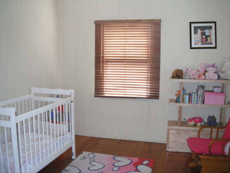 23 pearl street, Scarborough QLD 4020