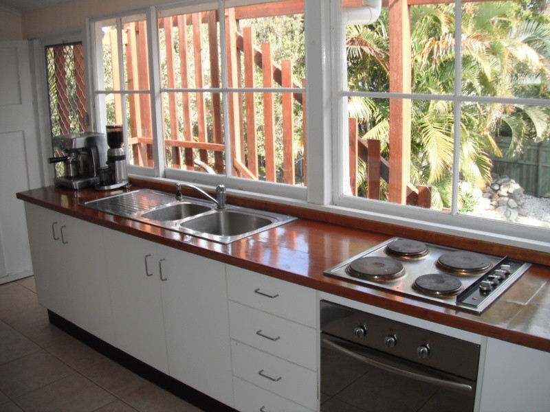 23 pearl street, Scarborough QLD 4020