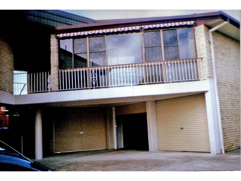 4/196 oxley avenue, Woody Point QLD 4019