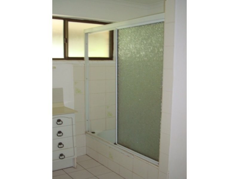 99 john, Redcliffe QLD 4020