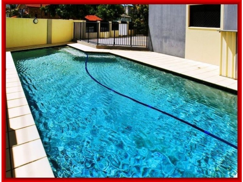 1/11 Dix  Street, Redcliffe QLD 4020