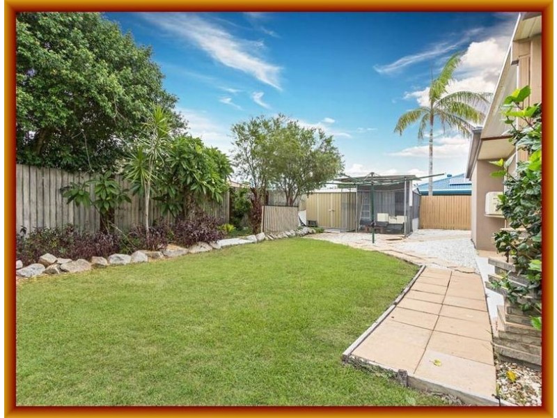 33 Xanadu Crescent, Rothwell QLD 4022