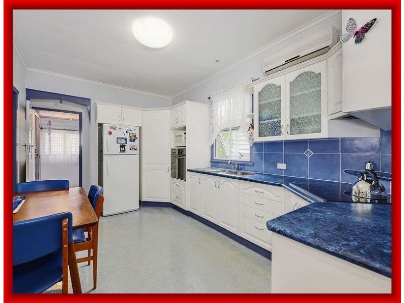 12 MAINE ROAD, Clontarf QLD 4019