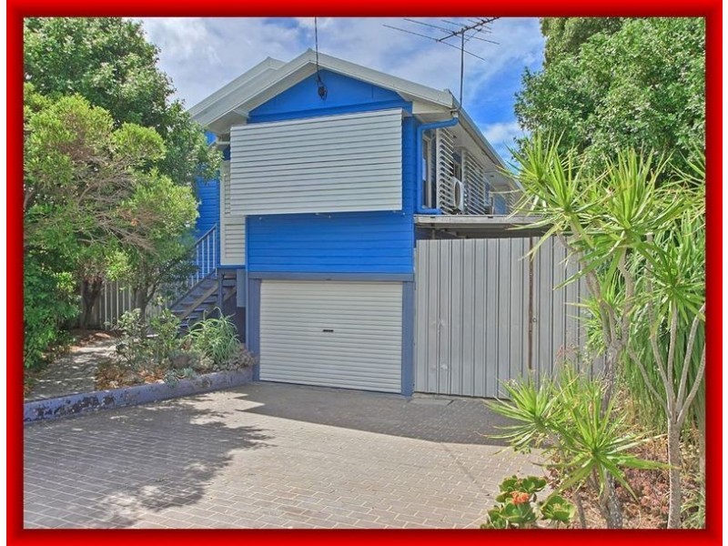 12 MAINE ROAD, Clontarf QLD 4019